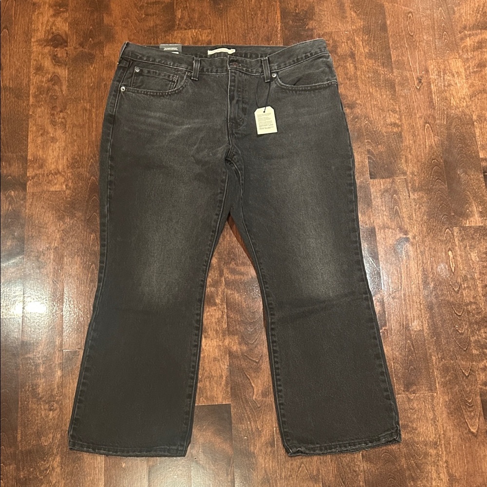 BNWT middy ankle bootcut jeans Levi’s